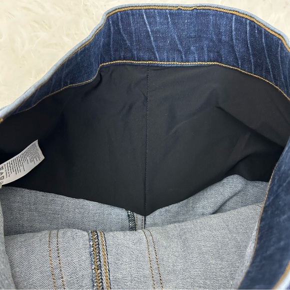 SPANX Pull-on Elastic Waist distressed denim jean jeggings size: M - Picture 9 of 10